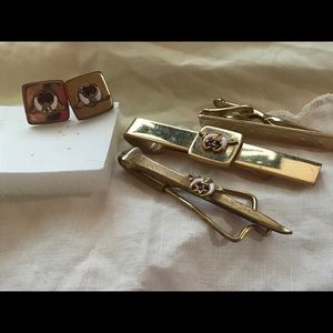 Vintage men’s gold tone Masonic set!